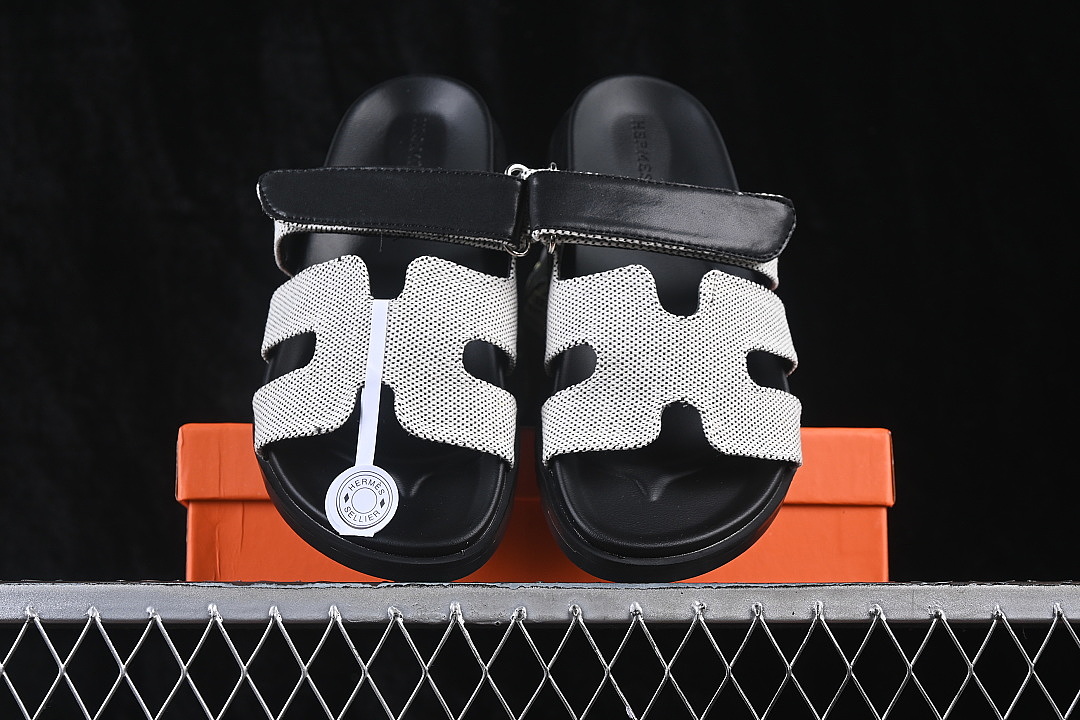 Chanel [CHYPRE FLAT BOTTOMED ONE SHOULDER SLIPPERS BLACK/GREY]-[WOMAN:35-39]-[MAN:40-46] - Image 11