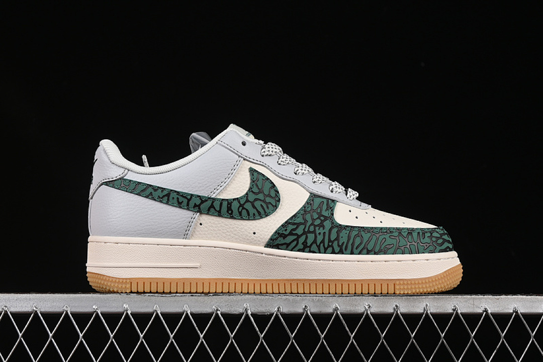 Nike [ZH2598-306]-[AIR FORCE 1 07 LOW LV WHITE/GREY/GREEN]-[WOMAN:36-39]-[MAN:40-45] - Image 16