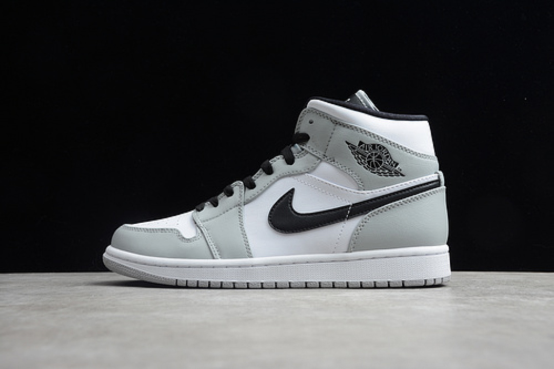 Jordan AIR Jordan 1 MID COOL GREY/BLACK/WHITE · 554725-092, photo 1