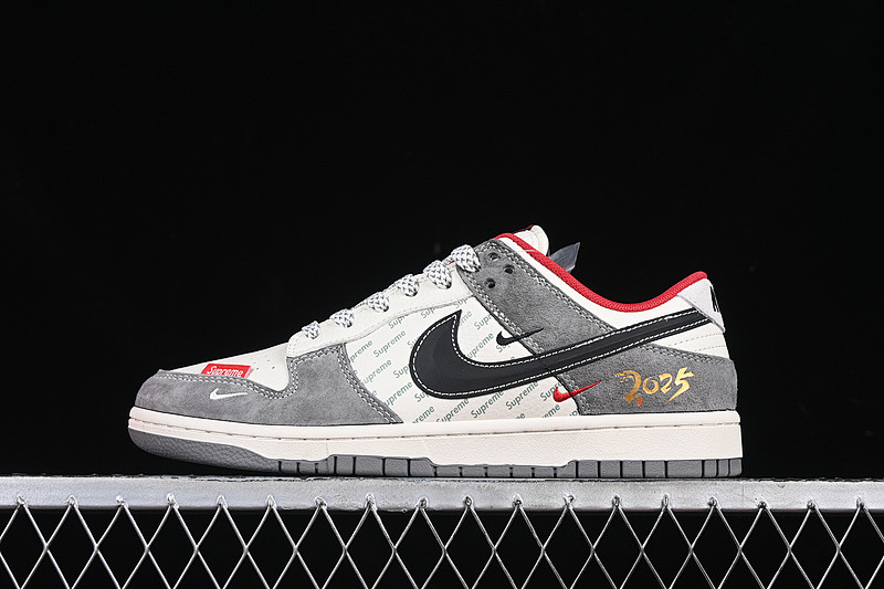 Nike SB DUNK LOW SUP WHITE/BLACK/RED/GREY · FC1688-208, photo 1