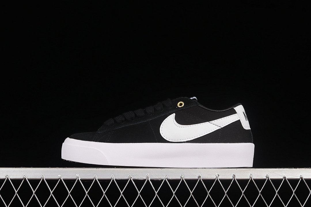 Unbranded [704939-002]-[ZOOM BLAZER LOW GT SB BLACK/BLACK/ANTHRACITE]-[WOMAN:36-39]-[MAN:40-44], photo 1