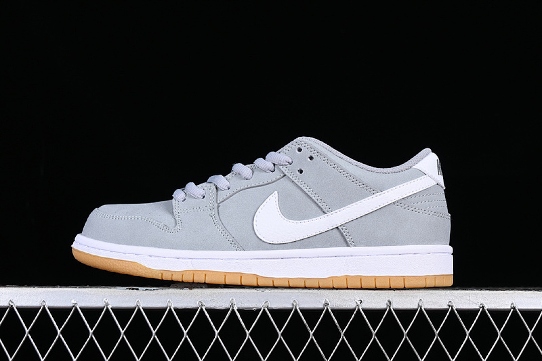 Nike DUNK LOW SB PRO ISO WHITE/WOLF GREY/PURE PLATINUM/SAFETY ORANGE · DV5464-001, photo 1