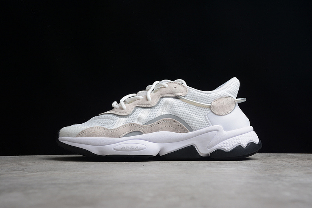 Unbranded [EE6464]-[OZWEEGO CLOUD WHITE/CLOUD WHITE/CORE BLACK]-[WOMAN:36-39]-[MAN:40-44], photo 1