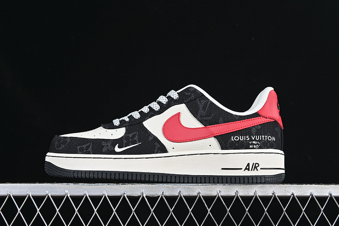 Nike Nike AIR FORCE 1 07 LOW LV WHITE/BLACK/RED · ZD1988-002, photo 1