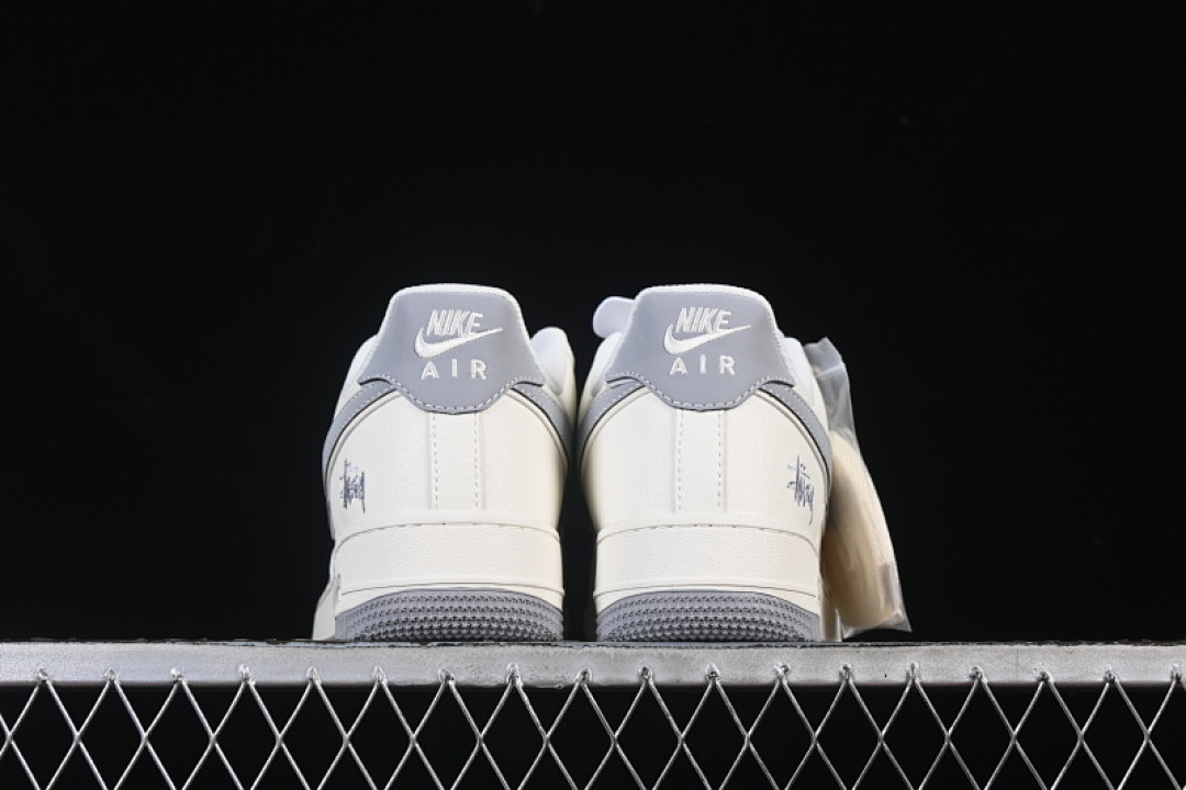 Nike [CS5288-040]-[AIR FORCE 1 07 LOW CASUAL SNEAKERS LIGHT GRAY/WHITE]-[WOMAN:36-39]-[MAN:40-45] - Image 13
