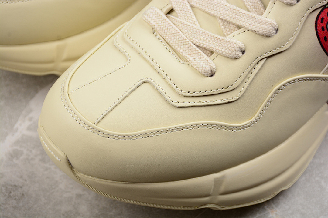 On Running [GU*CCI RHYTON VINTAGE DADSHOES OFF WHITE/BLACK/RED]-[WOMAN:35-39] - Image 9