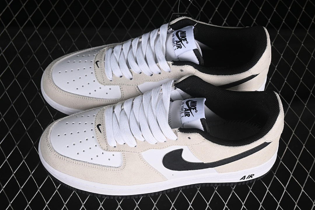 Nike [IB6388-100]-[AIR FORCE 1 07 LOW WHITE/BLACK/GREY]-[WOMAN:36-39]-[MAN:40-45] - Image 11