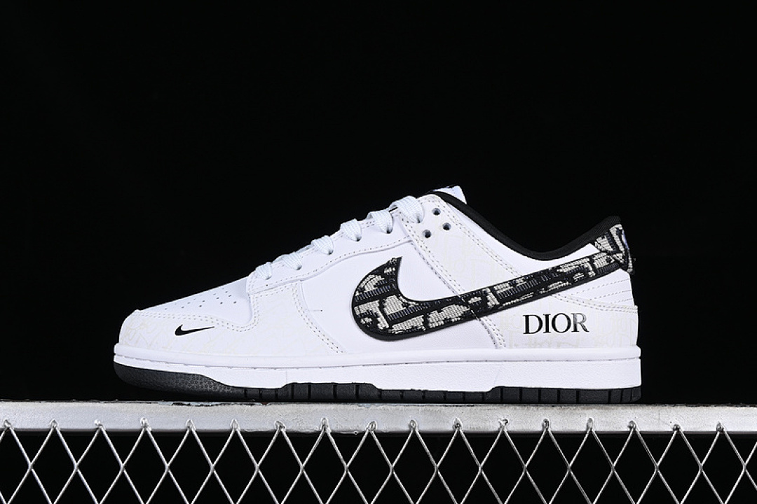 Unbranded [JH8036-914]-[SB DUNK LOW WHITE/BLACK]-[WOMAN:36-39]-[MAN:40-45], photo 1