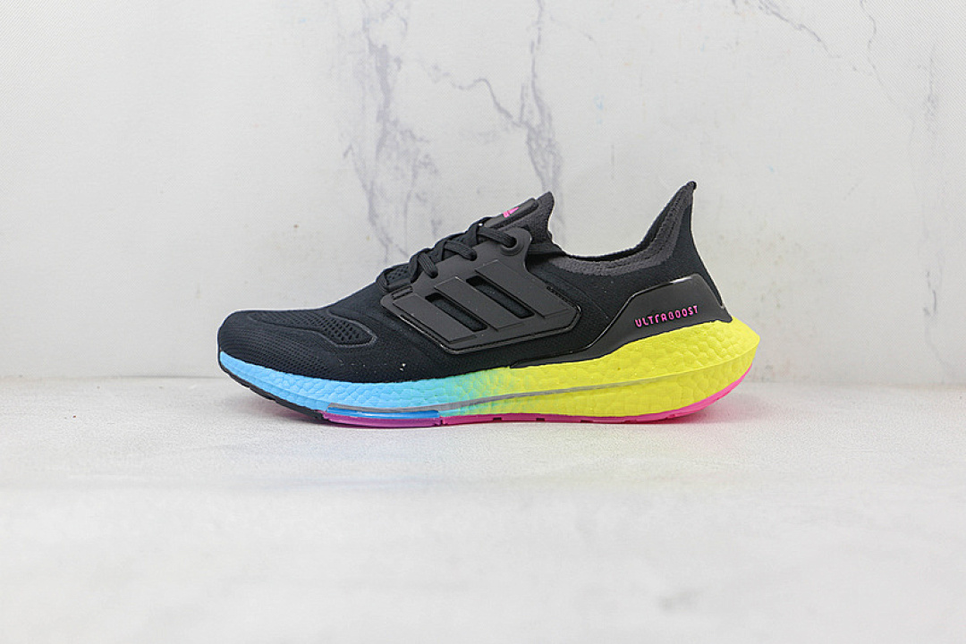 Unbranded [GV8829]-[ULTRABOOST 22 BLACK MULTI GRADIENT CORE BLACK/CORE BLACK/CARBON]-[36-48], photo 1