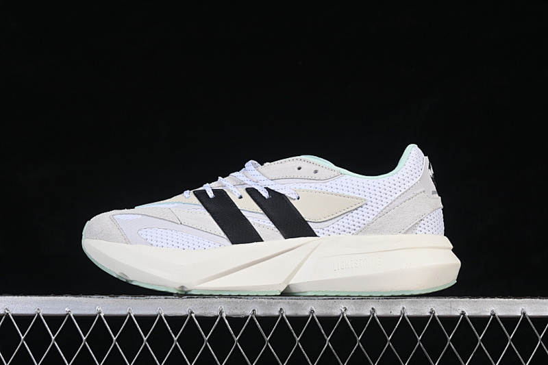 Off-White LIGHTBLAZE Off-White/CORE BLACK/FROST GREEN · JP8363, photo 1