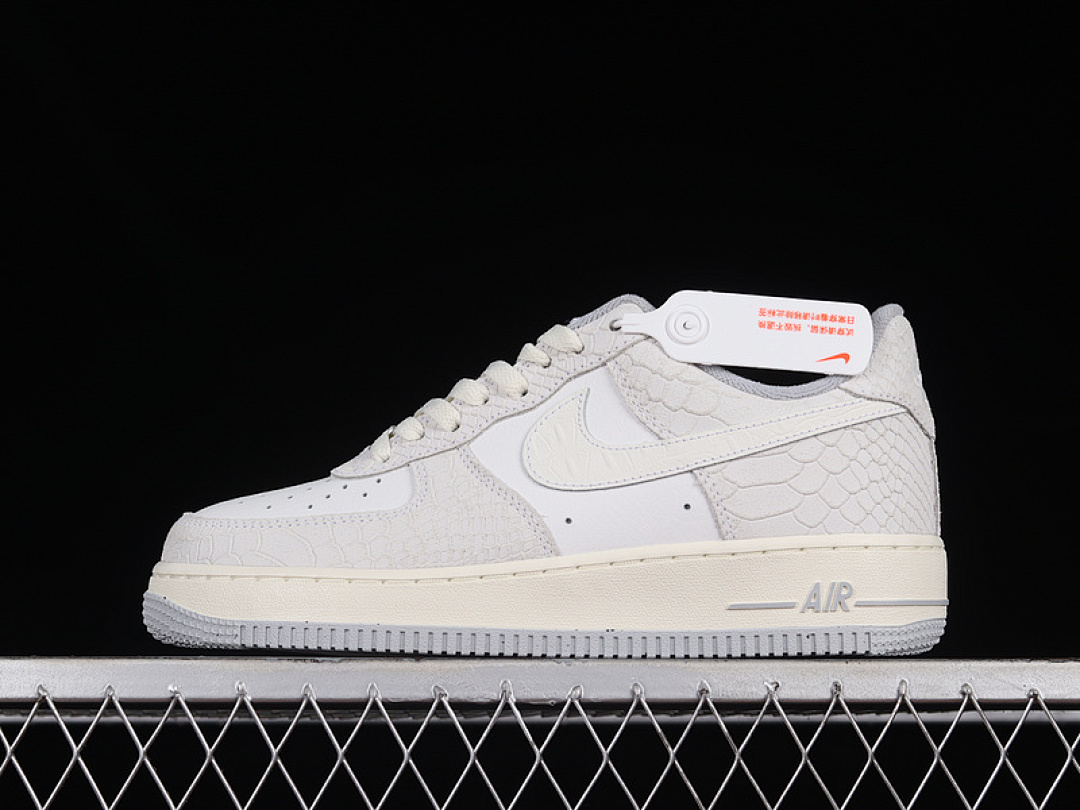 Nike [DX2678-100]-[AIR FORCE 1 LOW 07 SUMMIT WHITE/SUMMIT WHITE/SAIL/WOLF GREY/WHITE]-[UNISEX:36-45], photo 1