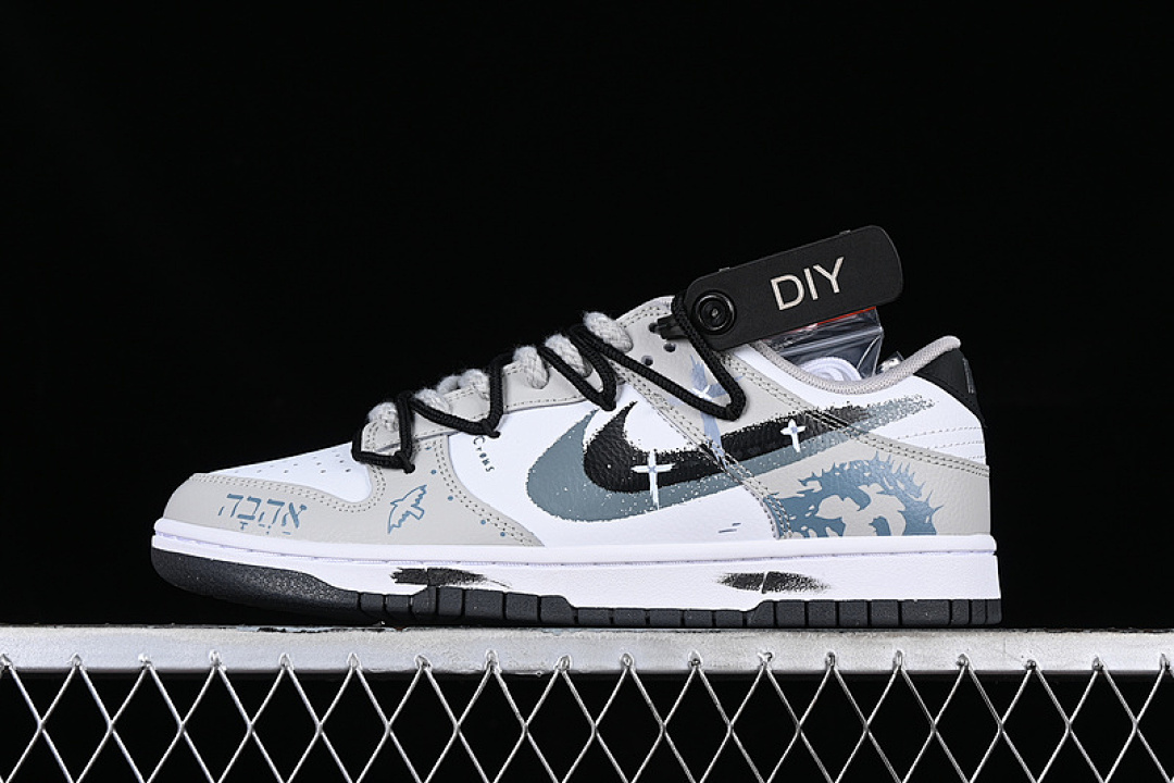 Nike SB DUNK LOW WHITE/GREY/BLACK · FD0661-100, photo 1