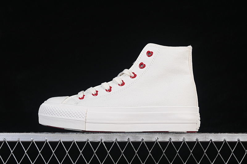 CHUCK TAYLOR VINTAGE WHITE/EGRET/DAYS AHEAD RED · A19058C, photo 1