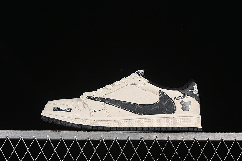 Jordan TRAVIS SCOTT X FRAGMENT DESIGN AIR Jordan 1 LOW OG SP WHITE/GREY/BLACK · LD2025-011, photo 1