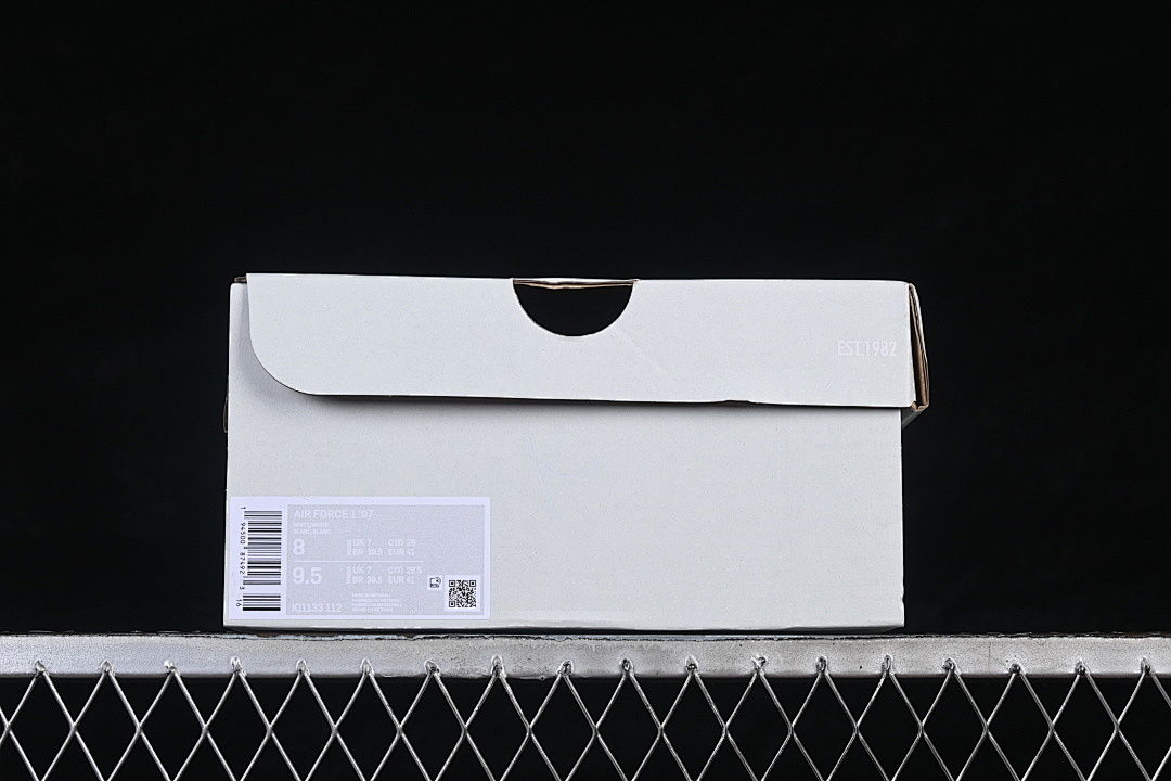 Nike [IQ1133-112]-[AIR FORCE 1 07 LOW CASUAL SNEAKERS WHITE/GOLD]-[WOMAN:36-39]-[MAN:40-45] - Image 12