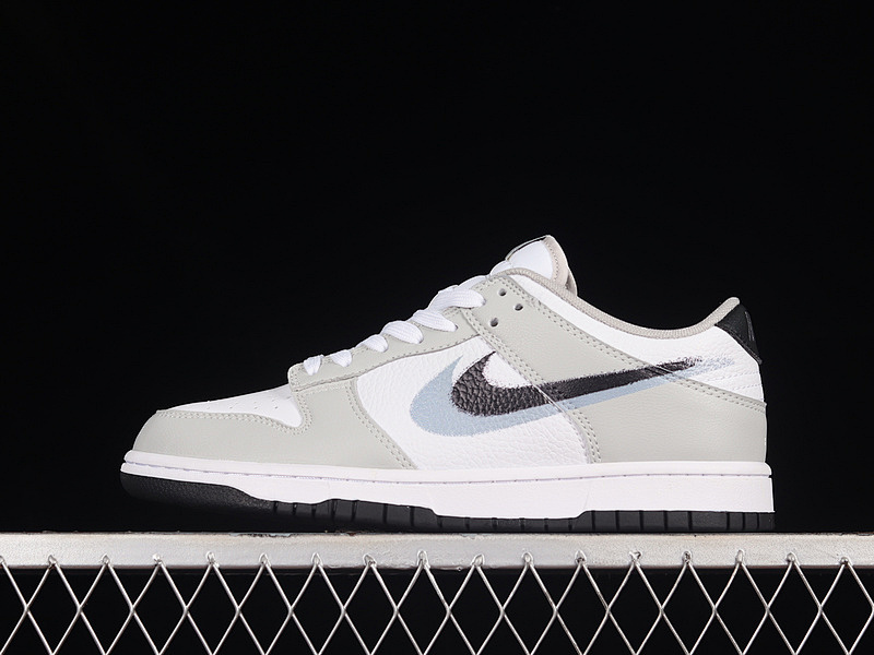 Nike SB DUNK LOW SPRAY PAINT SWOOSH WHITE/GREY/BLACK · FD0661-100, photo 1