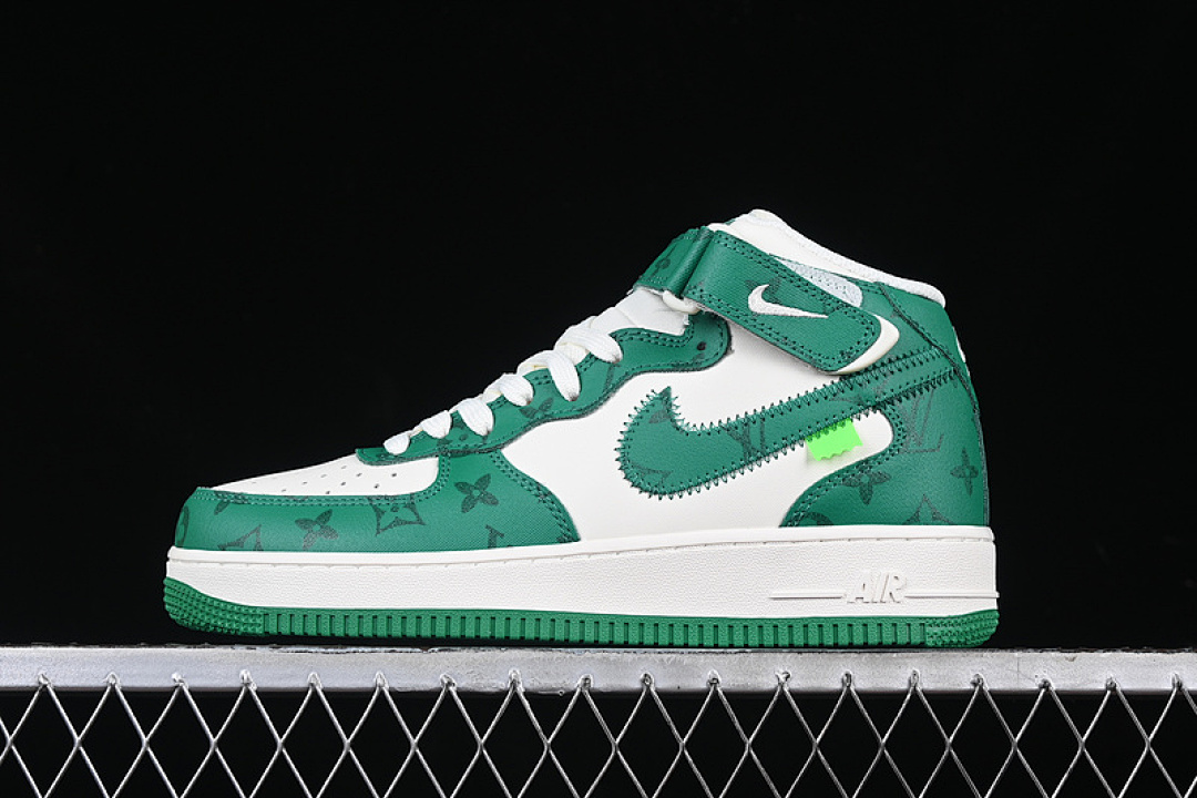 Nike [LL0222-002]-[AIR FORCE 1 07 MID WHITE/GREEN]-[WOMAN:36-39]-[MAN:40-45], photo 1