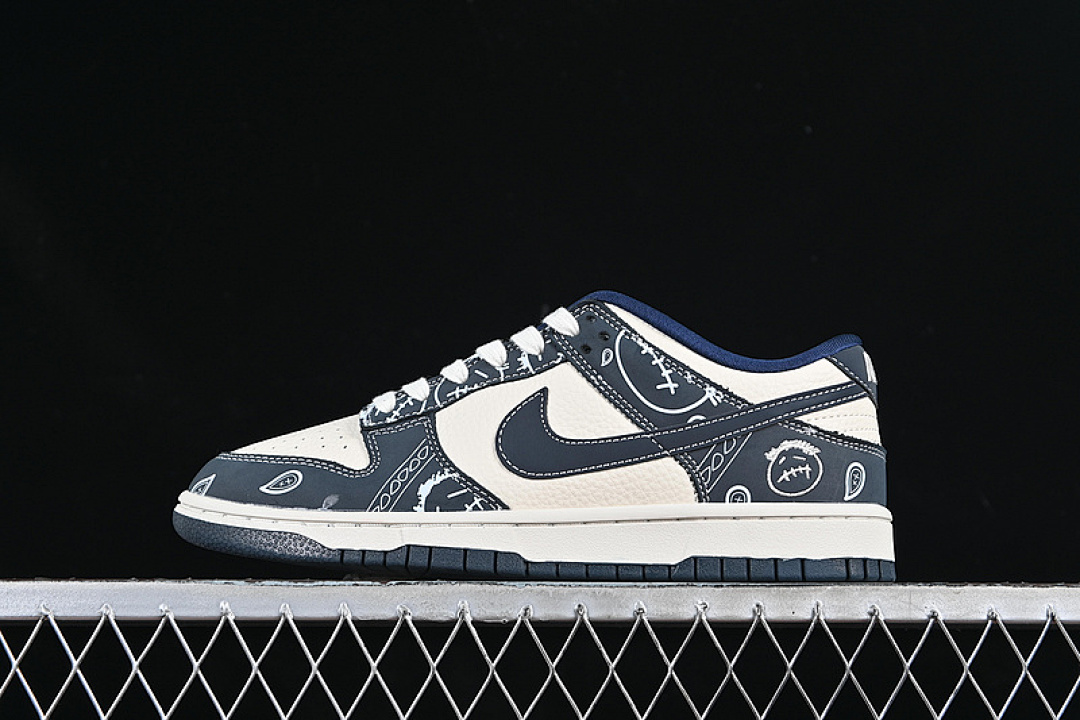 Unbranded [KK1333-046]-[SB DUNK LOW WHITE/BLUE]-[WOMAN:36-39]-[MAN:40-45], photo 1