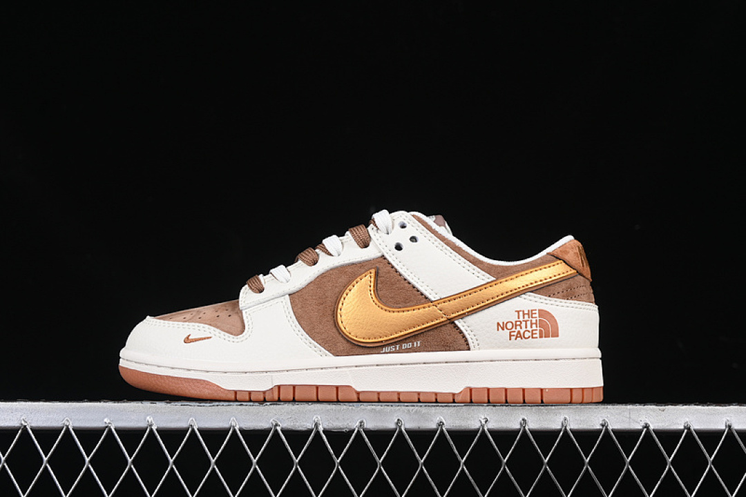 Unbranded [DM6868-020]-[SB DUNK LOW WHITE/GOLD/BROWN]-[WOMAN:36-39]-[MAN:40-45], photo 1