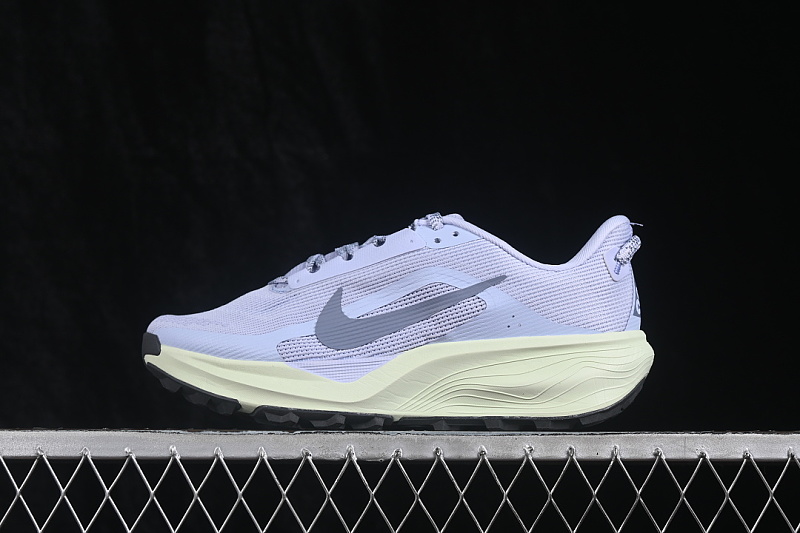 Nike Nike PEGASUS TRAIL SHOCK ABSORBING SHOES PURPLE/WHITE · HV8121-003, photo 1