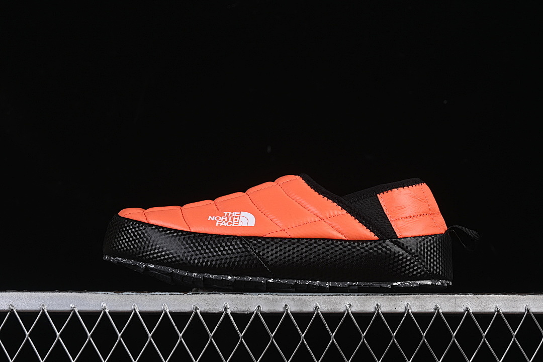 Unbranded [NF0A3UZN-414]-[THE NORTH M THERMOBALL TRACTION MULE ORANGE/BLACK]-[WOMAN:36-39]-[MAN:40-45], photo 1