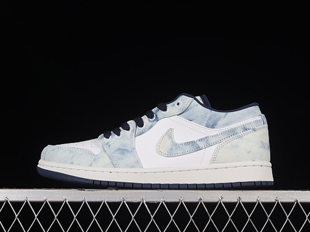 Jordan [CZ8455-100]-[AIR JORDAN 1 LOW WASHED DENIM WHITE/BLUE]-[MAN:40-45], photo 1