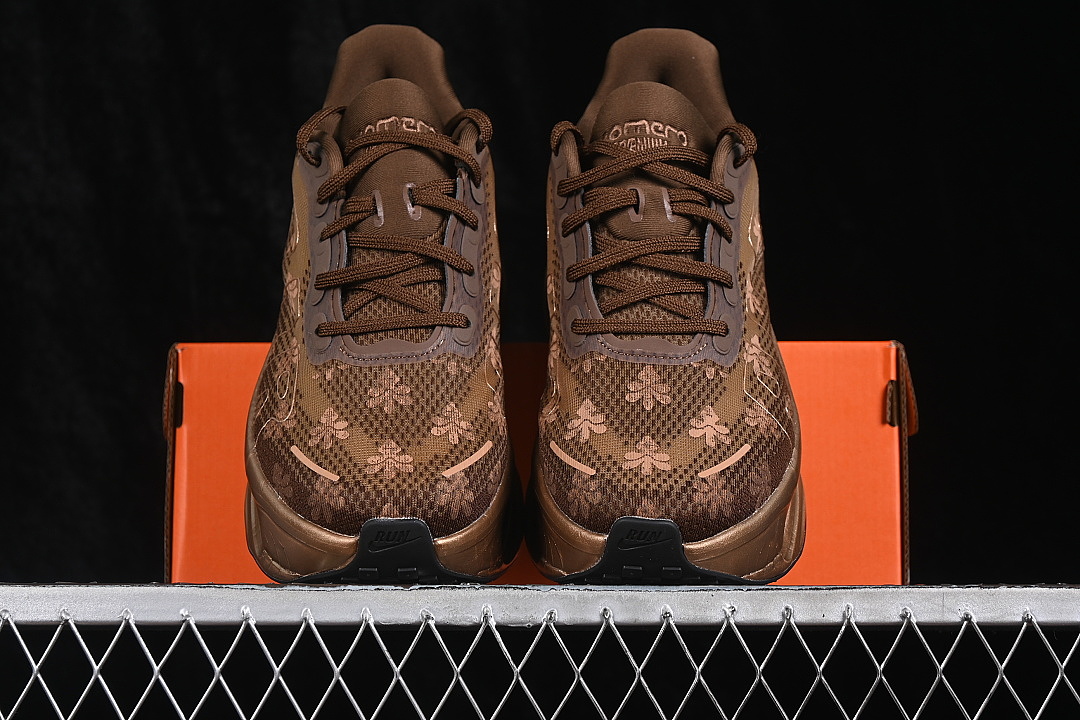 Nike [IQ0028-200]-[VOMERO PREMIUM FLAT STOUT/TEAM ROYAL/FLAT STOUT]-[WOMAN:36-39]-[MAN:40-46] - Image 13