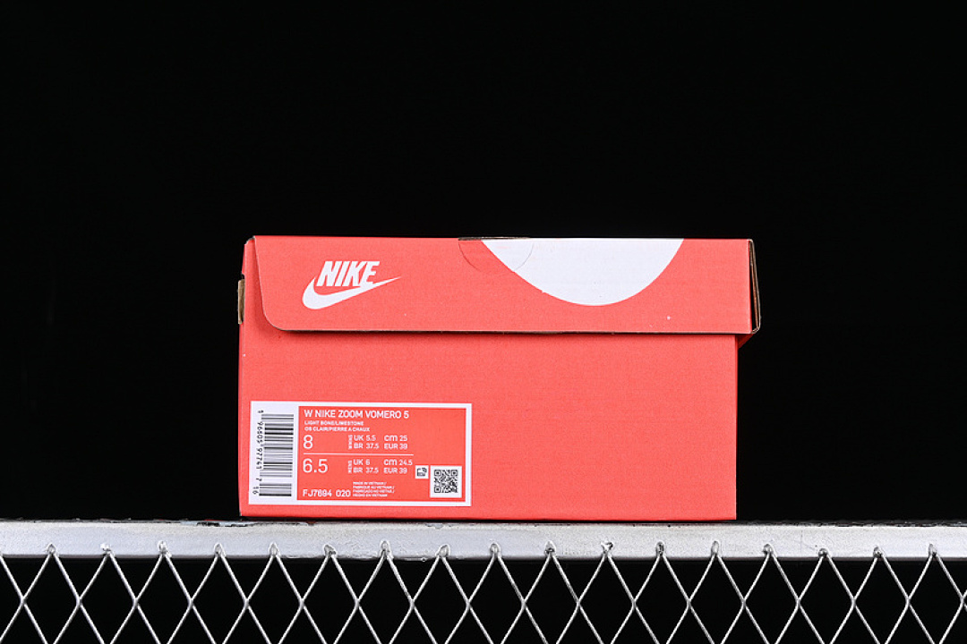 Nike [FJ7694-020]-[AIR ZOOM VOMERO 5 SP LIGHT BONE/SAIL/UNIVERSITY GOLD]-[UNISEX:36-45] - Image 11