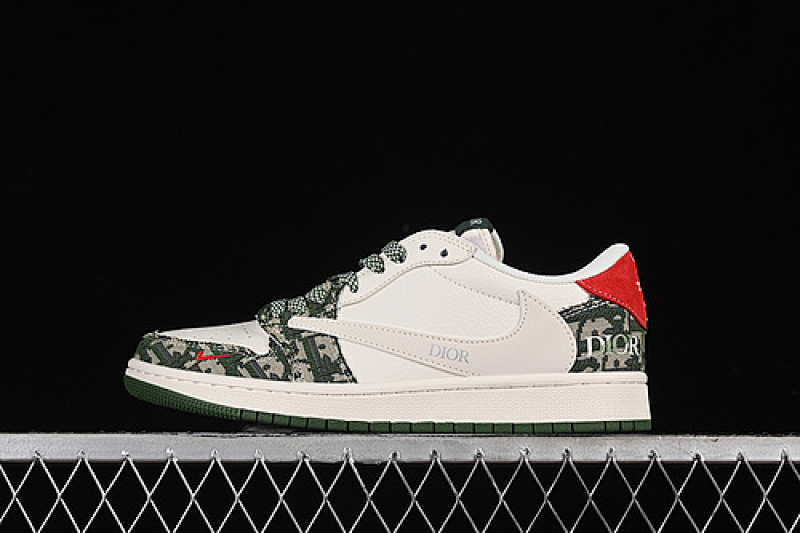 Jordan TRAVIS SCOTT X FRAGMENT DESIGN AIR Jordan 1 LOW OG SP OFF WHITE/GREEN/RED · XY2688-114, photo 1