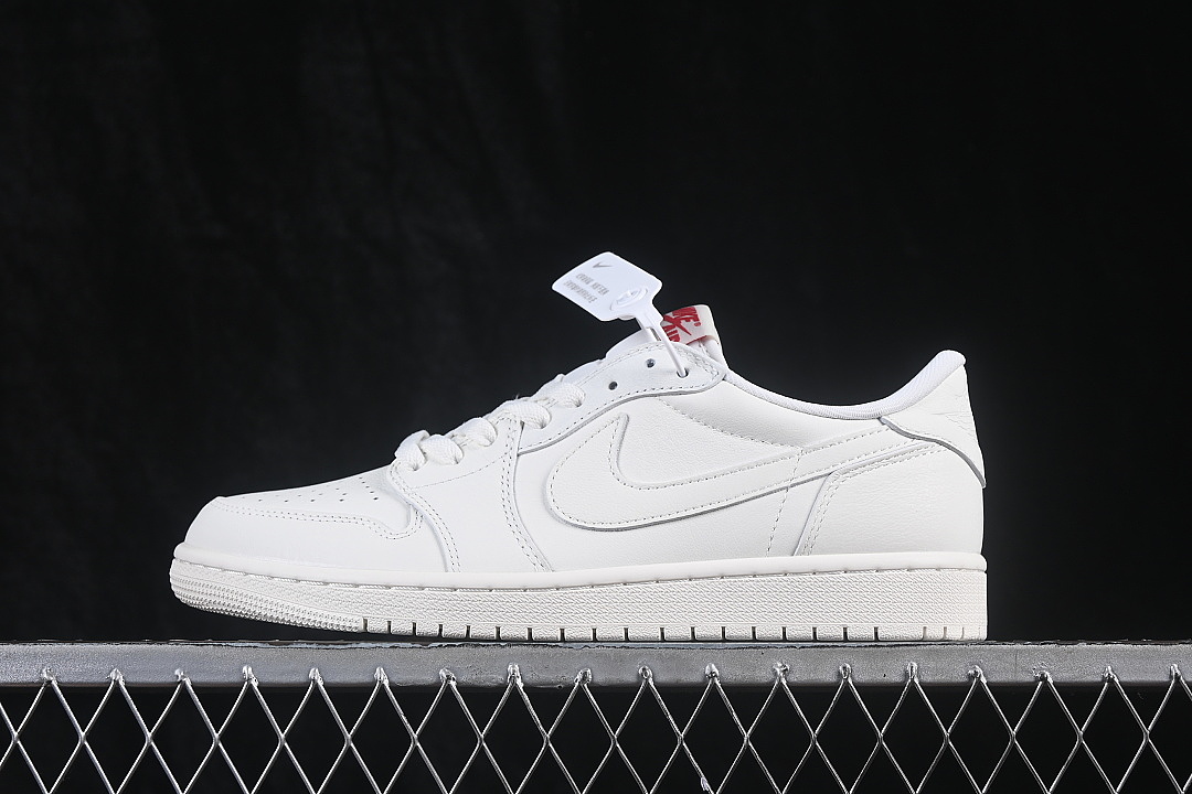 AIR Jordan 1 RETRO BASKETBALL SHOES WHITE/PURE WHITE · HQ6998-100, photo 1