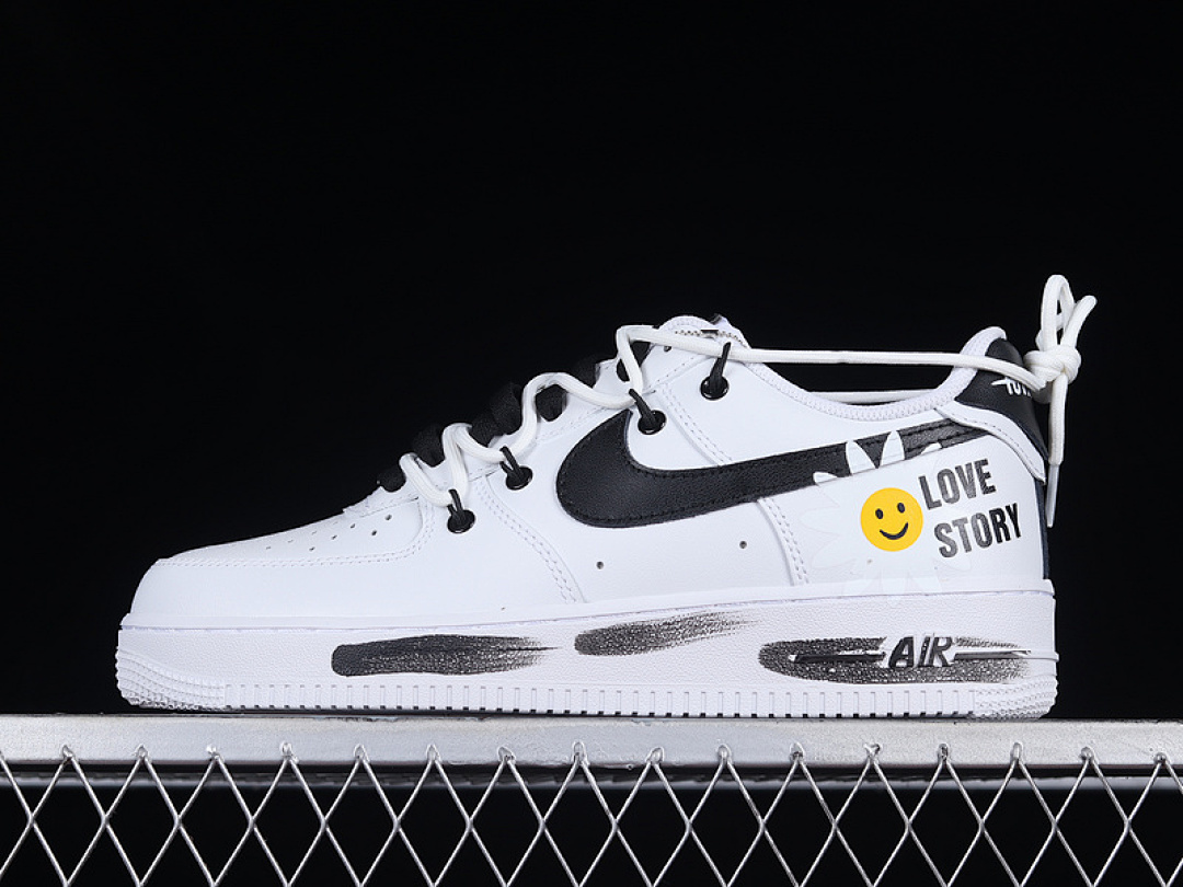 Nike [CW2288-111]-[AIR FORCE 1 LOW 07 WHITE/BLACK/WHITE]-[WOMAN:36-39]-[MAN:40-45], photo 1