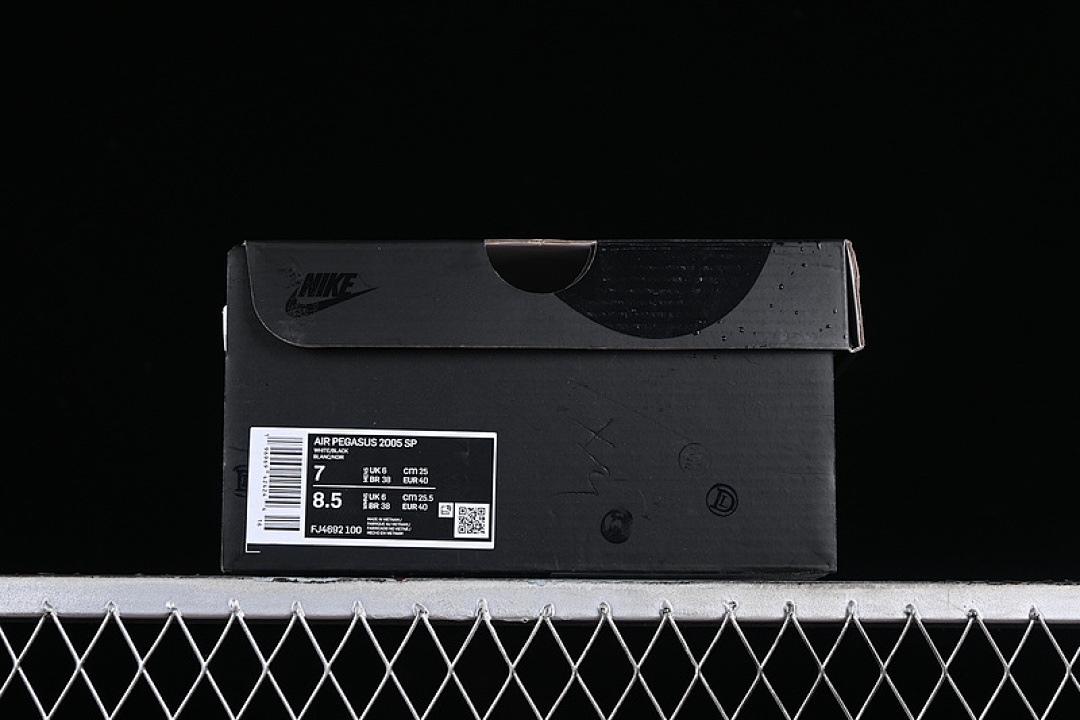 Nike [FJ4692-100]-[COMME DES GARCONS HOMME PLUS AIR PEGASUS 2005 WHITE/BLACK]-[UNISEX:36-45] - Image 13