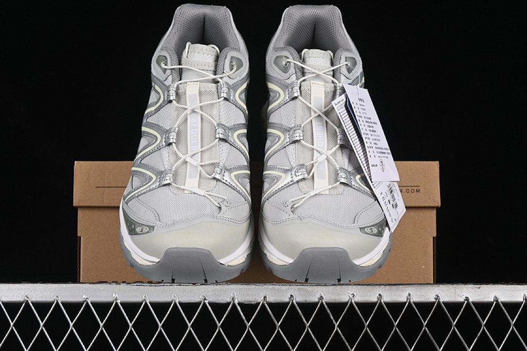On Running [477757-31]-[XT QUEST OUTDOOR OFF ROADING SILVER/BEIGE]-[WOMAN:36-39]-[MAN:40-45] - Image 12