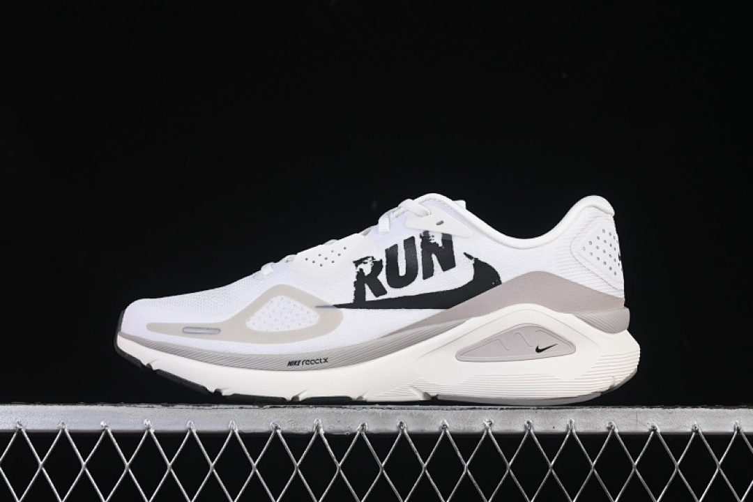 Unbranded [IB5698-100]-[STRUCTURE 26 SUMMIT WHITE/VAST GREY/COLLEGE GREY/BLACK]-[WOMAN:39]-[MAN:40-45], photo 1