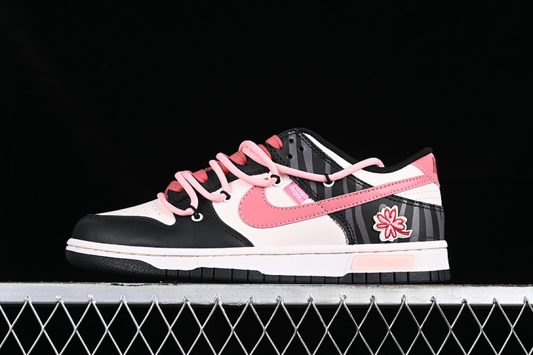 Unbranded [CW1590-100]-[SB DUNK LOW WHITE/BLACK/PINK]-[WOMAN:36-39]-[MAN:40-46], photo 1