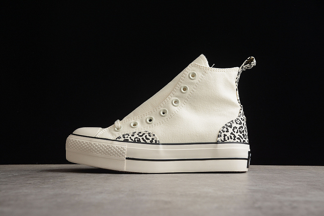 Converse Converse [A03874C]-[CHUCK TAYLOR ALL STAR LIFT PLATFORM HIGH ANIMALIER EGRET/BLACK/EGRET]-[WOMAN:35-40], photo 1