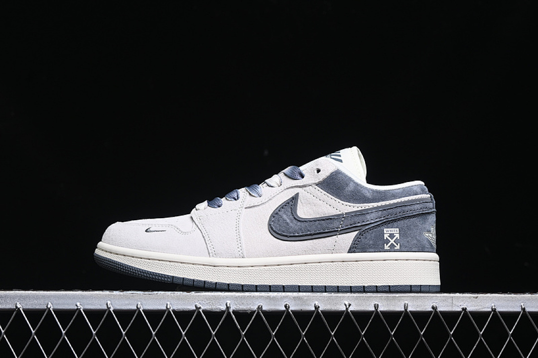 Jordan AIR Jordan 1 LOW OF WHITE/GREY · DM9188-002, photo 1