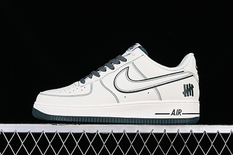 Nike Nike UNDEFEATED AIR FORCE 1 LOW WHITE/GREEN/BLACK · UN3699-066, photo 1
