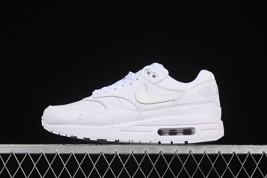Supreme Nike SUPREME X AIR MAX 1 WHITE/WHITE/WHITE · HF8813-100, photo 1