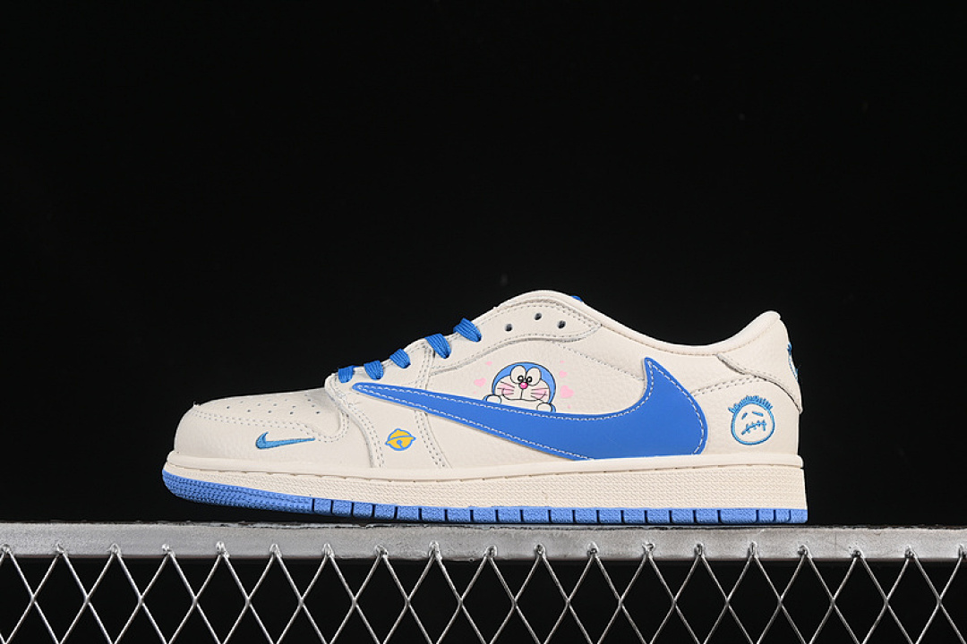 Jordan TRAVIS SCOTT X FRAGMENT DESIGN AIR Jordan 1 LOW OG SP WHITE/BLUE · XS2024-068, photo 1