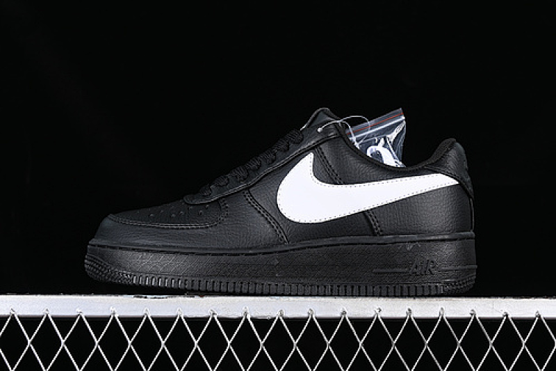 Nike Nike AIR FORCE 1 07 LOW WHITE/BLACK · CI9553-001, photo 1