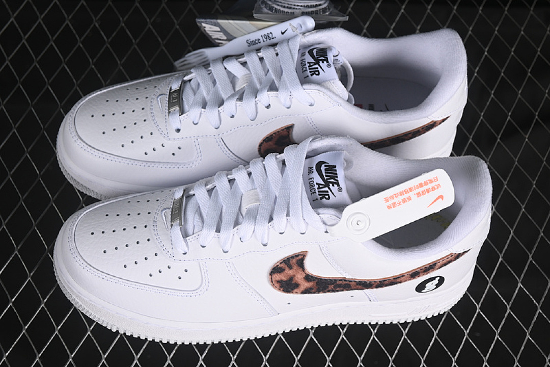 Nike [IM3483-100]-[AIR FORCE 1 07 LOW WHITE/BROWN]-[WOMAN:36-39]-[MAN:40-45] - Image 12