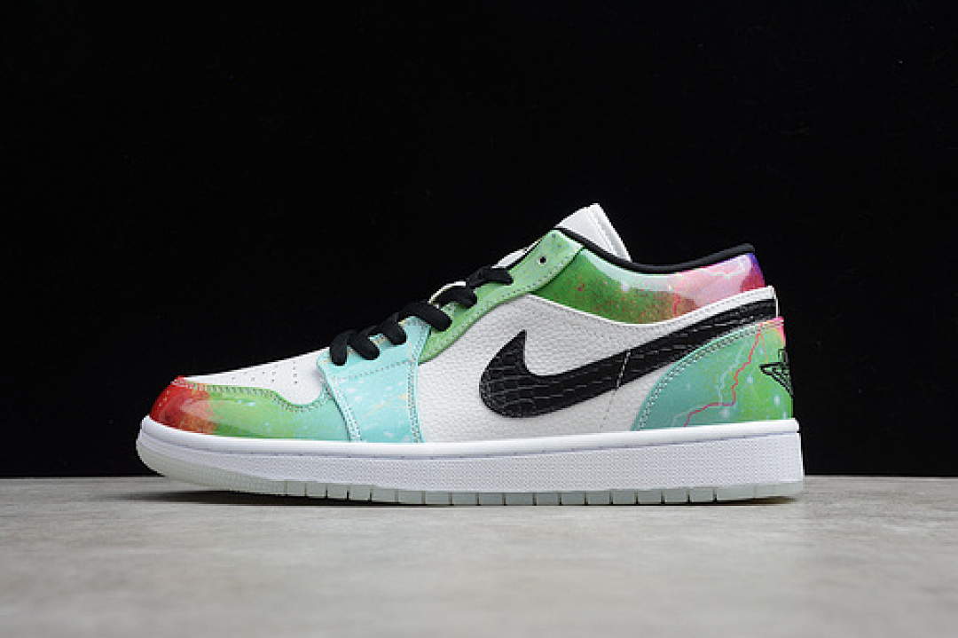 Jordan [CW7310-909]-[AIR JORDAN 1 LOW WHITE/MULTI-COLOR/BLACK]-[MAN:37.5-47], photo 1