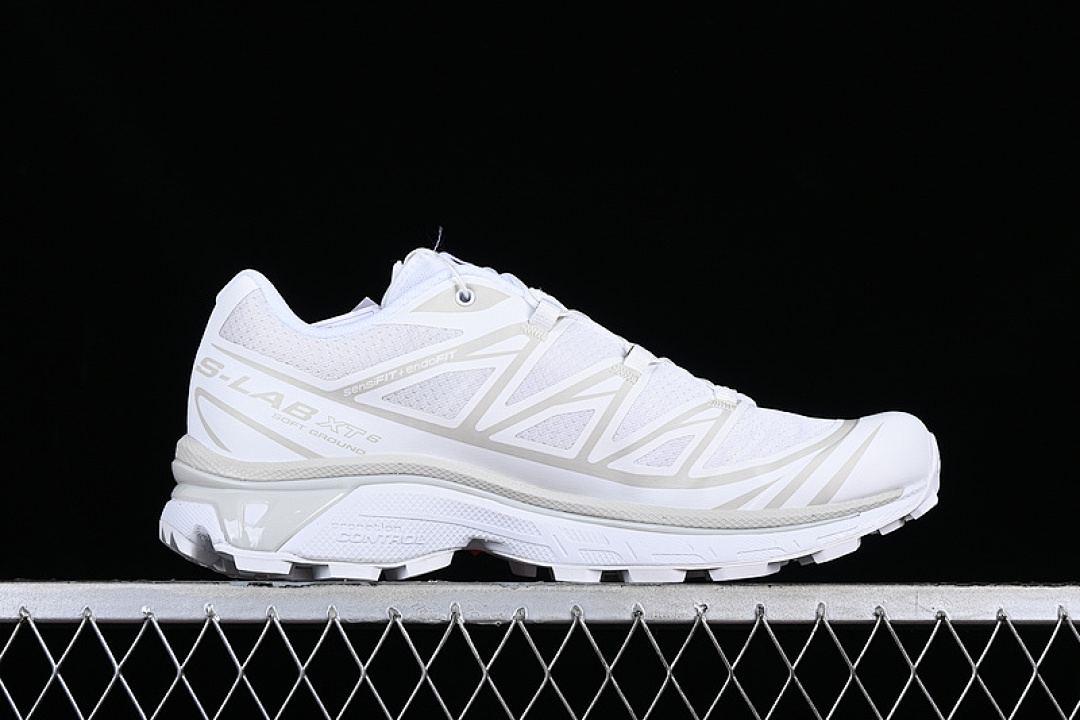 On Running [412529-28]-[XT 6 FOR DSM OUTDOOR RECREATION LIGHT WHEAT/WHITE]-[WOMAN:36-39]-[MAN:40-45] - Image 15