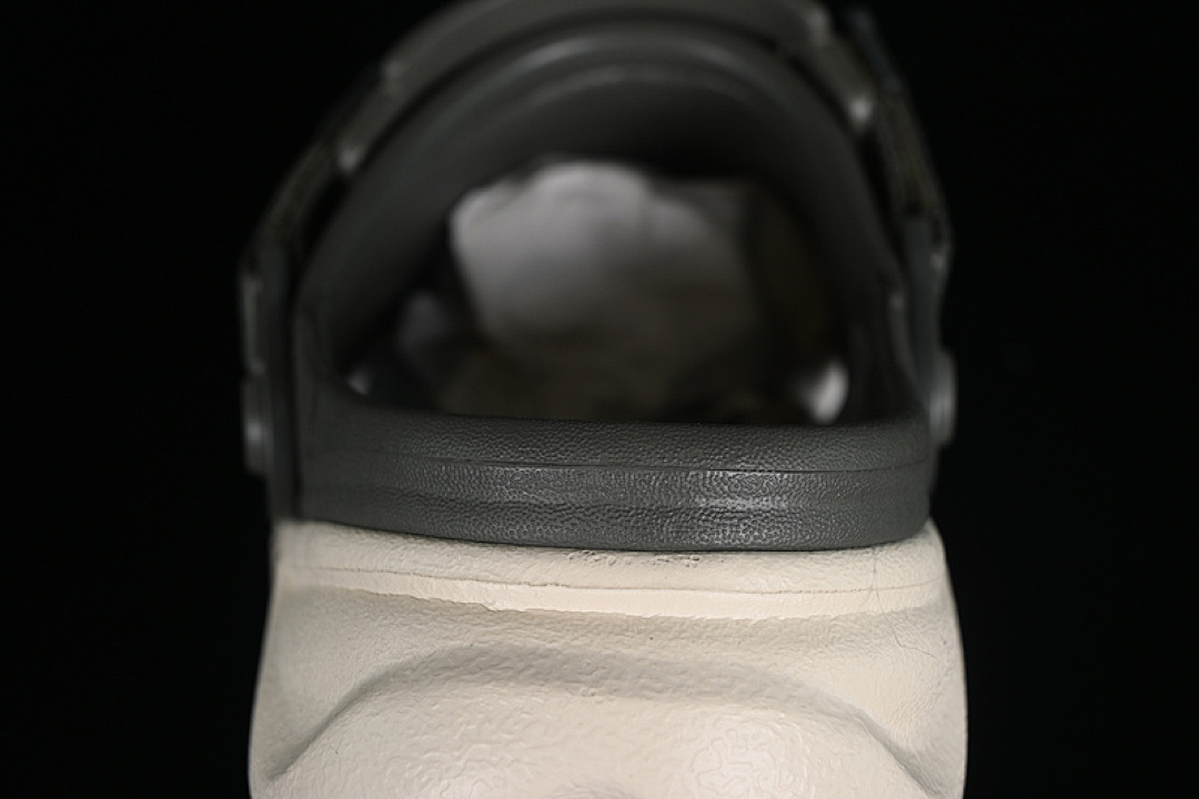 Crocs [CROCS DUET MAX CLOG GREY/BLACK]-[WOMAN:36-39]-[MAN:40-46] - Image 4