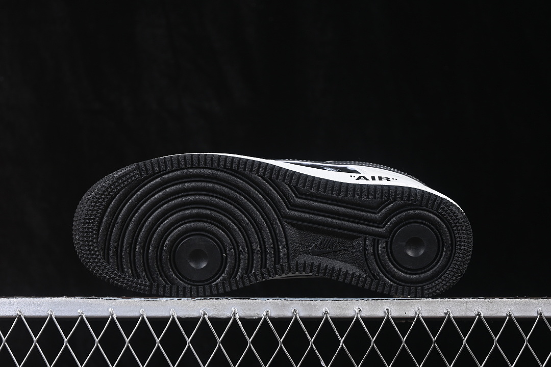 Nike [WY0655-113]-[AIR FORCE 1 07 LOW CASUAL SNEAKERS BLACK/WHITE]-[WOMAN:36-39]-[MAN:40-45] - Image 14