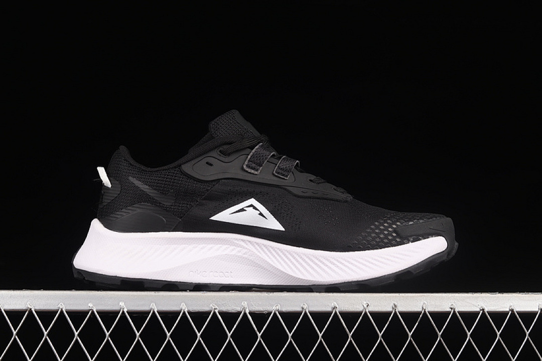 Nike [DA8698-001]-[AIR PEGASUS TRAIL 3 BLACK/DARK SMOKE GREY/PURE PLATINUM]-[MAN:40-46] - Image 16