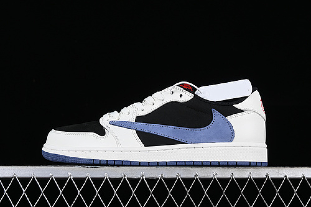 Jordan TRAVIS SCOTT AIR Jordan 1 LOW OG WHITE/BLACK/BLUE · DM7866-040, photo 1