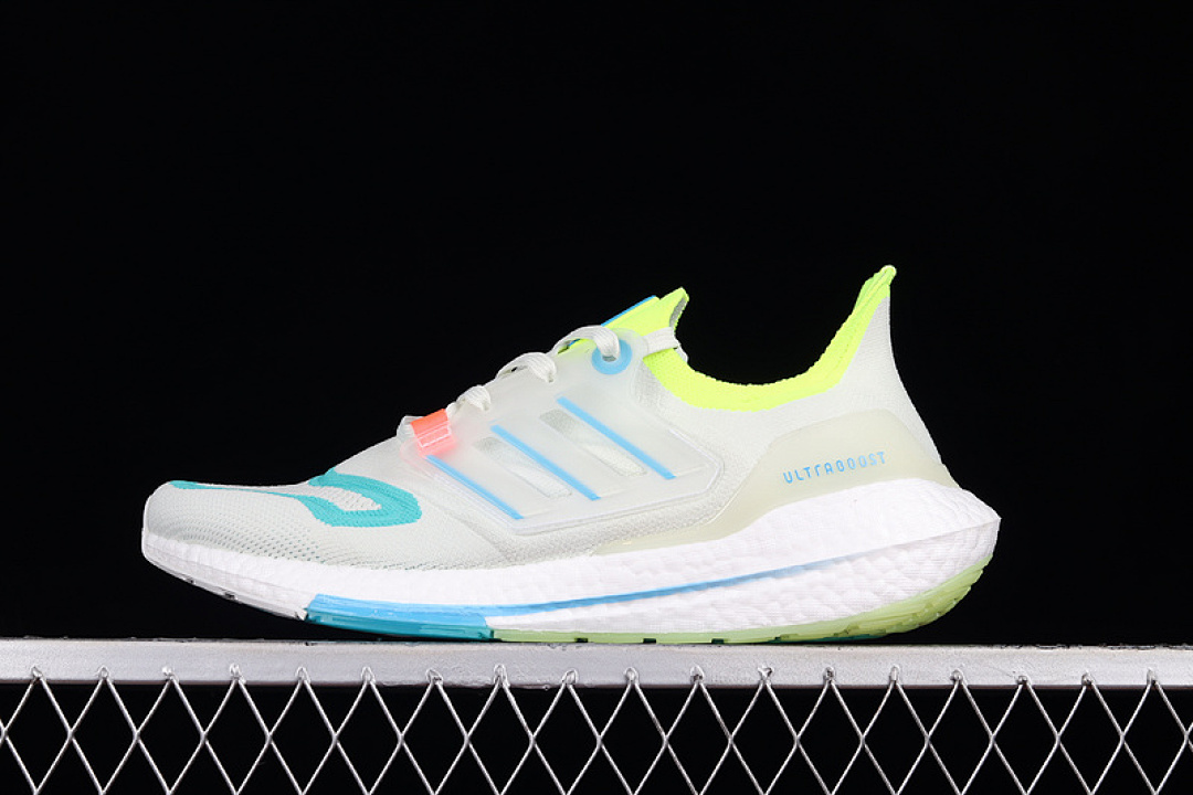 Unbranded [GY8674]-[ULTRABOOST 22 SHOES WHITE TINT/SKY RUSH/MINT RUSH]-[MAN:39-48], photo 1