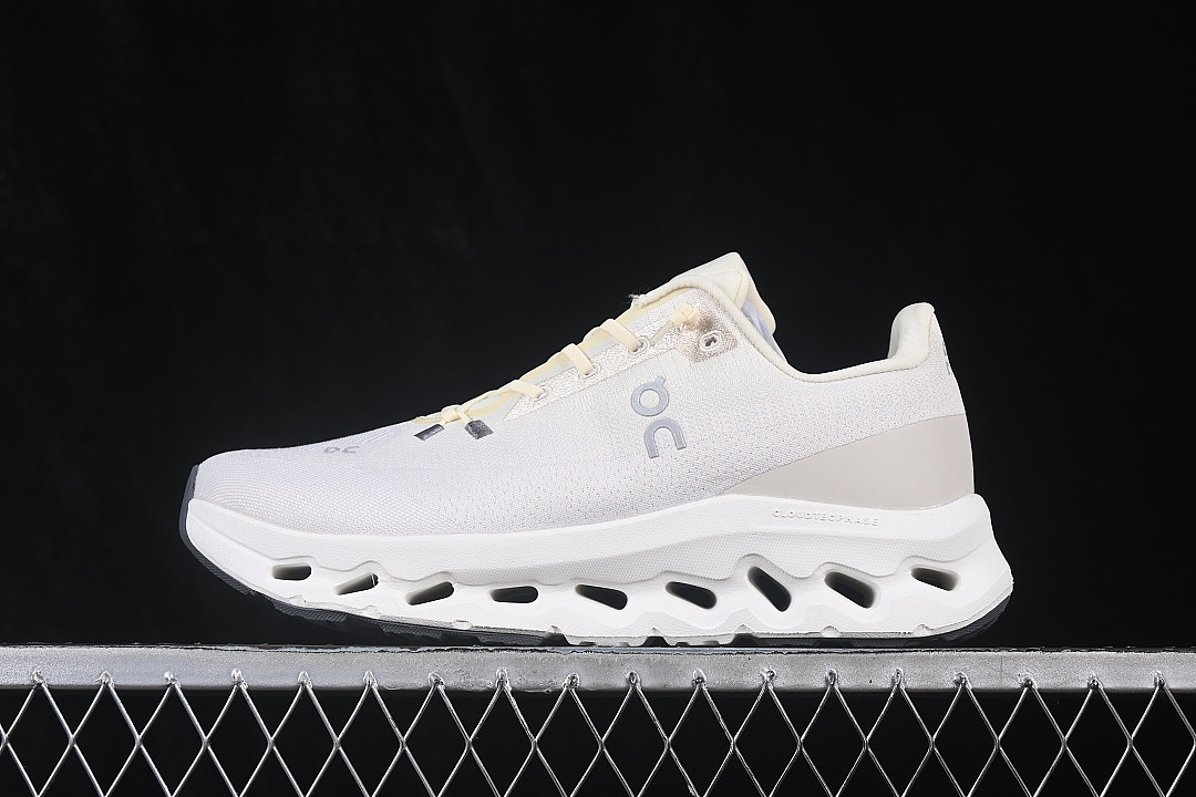On Running On Running [ON CLOUDTILT CASUAL RUNNING SHOES BEIGE/CREAM]-[WOMAN:36-39]-[MAN:40-47], photo 1